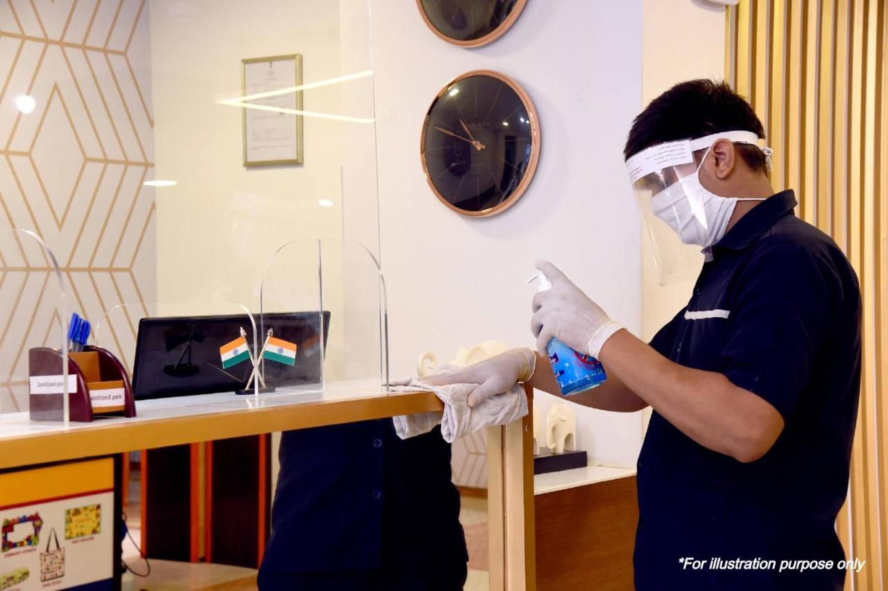 Oyo Sri Vinayaka Grand Hotel Shamshabad Ngoại thất bức ảnh